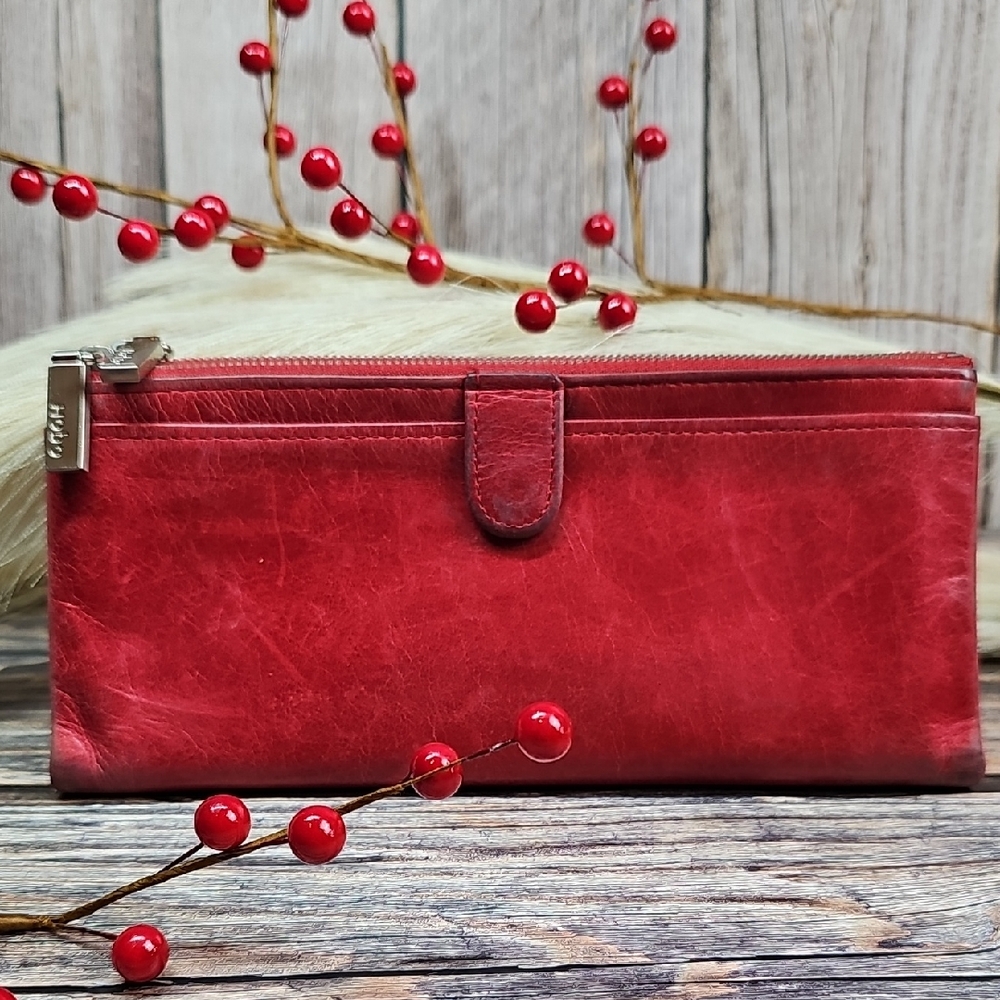 HOBO RED LEATHER MULTI-POCKET FOLDED WALLET